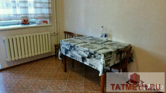 Продажа / Квартиры, Казань, Маршала Чуйкова улица, 3 700 000 Продаю квартиру. В коридоре и на кухне плитка, в комнате ковролин. Большая лоджия. Все остальное видно на фото.... - 11