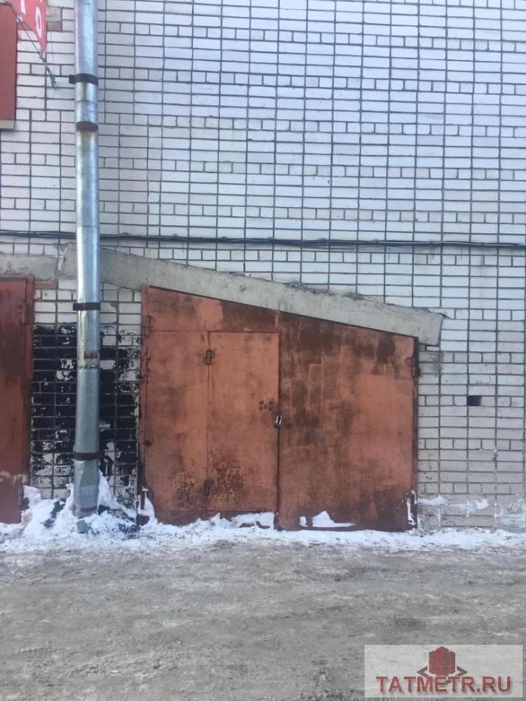Продажа / Гаражи, Казань, Адоратского улица, 599 000 Обратите внимание! Продается гараж 80м2 на первом этаже с двумя помещениями! Объект: Гараж площадью 80м2 —...