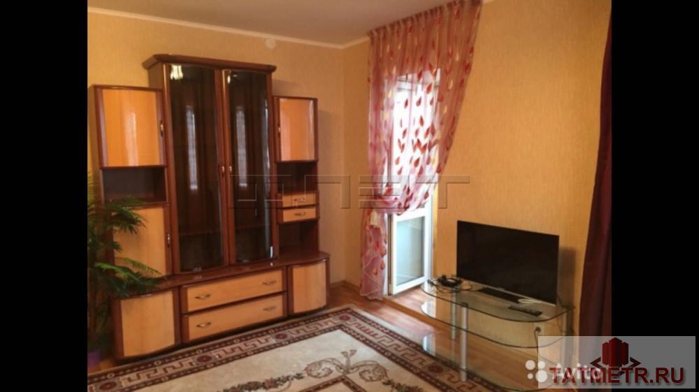 Аренда / Квартиры, Казань, Аделя Кутуя улица, 35 000 Сдается чистая 3-комнатная квартира в кирпичном доме. Рядом с домом расположены детская площадка, сквер, аптека,... - 3
