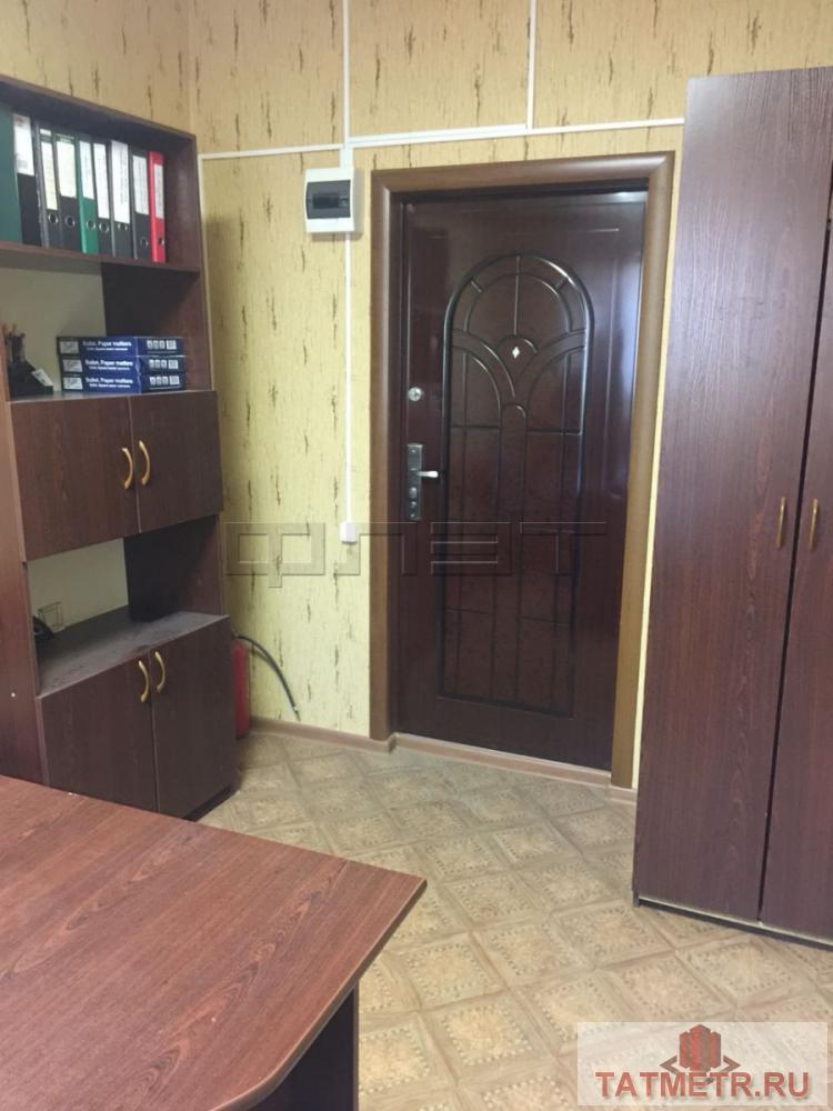 Коммерческая / Аренда / Офисы, Казань, Родины улица, 15 000 Сдается ПОмещение, база на 1-й линии 3 минуты езды до центра города. Есть Мини-офисы, внутри помещения на 2 этаже,и... - 3