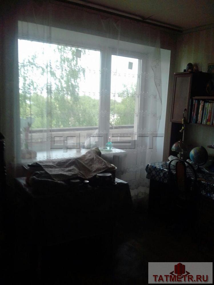 Продажа / Комнаты, Казань, Серова улица, 1 150 000 Продается комната (зал) с большой лоджией в 4комнатной квартире на 5 этаже 9 этажного кирпичного дома, площадь... - 3
