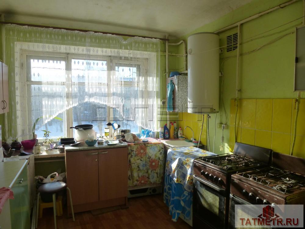 Продажа / Комнаты, Казань, Октябрьская улица, 860 000 ул. Октябрьская, 15, Ново- Савиновский район. Продается комната 13 кв.м в коммунальной квартире. Комната с... - 1