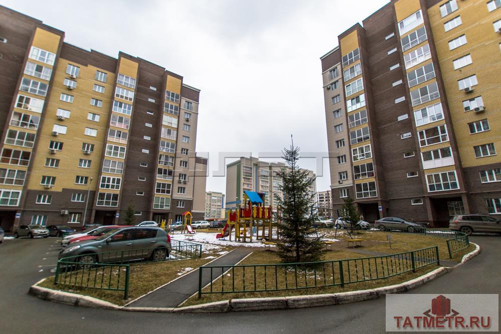 Продажа / Квартиры, Казань, Салиха Батыева улица, 5 700 000 Продается шикарная двухкомнатная квартира на втором этаже кирпичного дома в ЖК «Изумрудный город «,застройщик... - 1
