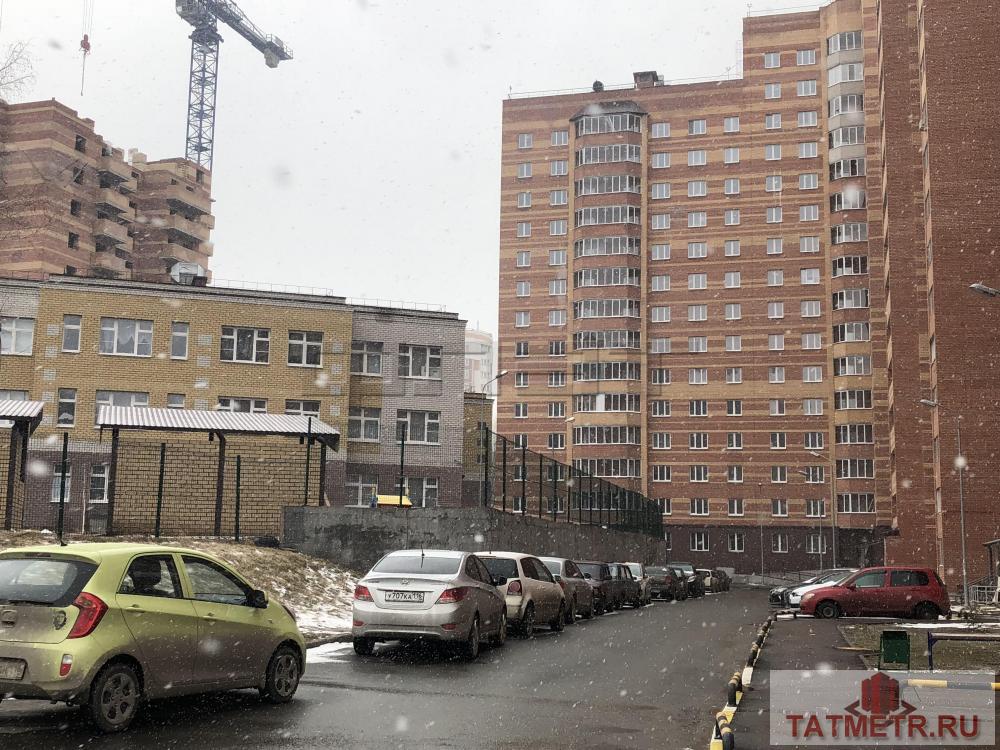 Продажа / Квартиры, Казань, Чингиза Айтматова улица, 5 300 000 Продается трехкомнатная квартира на 11 этаже в новом сданном кирпичном доме в Советском районе .Дом активно... - 1