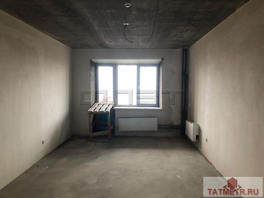 Продажа / Квартиры, Казань, Чингиза Айтматова улица, 5 300 000 Продается трехкомнатная квартира на 11 этаже в новом сданном кирпичном доме в Советском районе .Дом активно... - 2