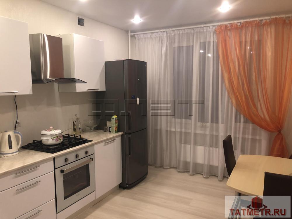 Продажа / Квартиры, Казань, Азата Аббасова улица, 3 190 000 Продается однокомнатная квартира на девятом этаже 11 этажного кирпичного дома.Площадь квартиры :41/15/11.2м2... - 2