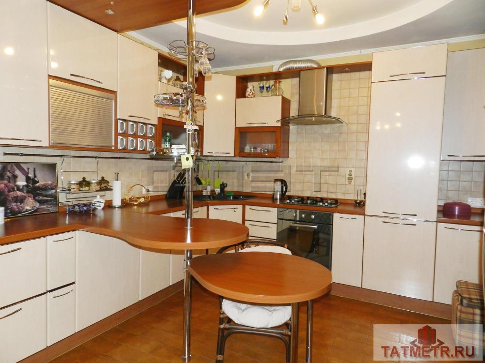 Продажа / Квартиры, Казань, Юлиуса Фучика улица, 10 990 000 Продается просторная 3-хкомнатная квартира в кирпичном доме повышенной комфортности по улице Ю.Фучика д.12А. Общая... - 1