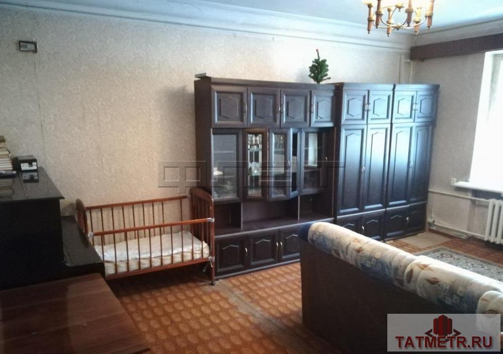 Продажа / Квартиры, Казань, Искра улица, 3 300 000 Центр города Казани. Ул. Искра, дом 11. Первая линия. Сталинка. Шикарное расположение. Рядом улицы Ершова и Сибирский... - 2