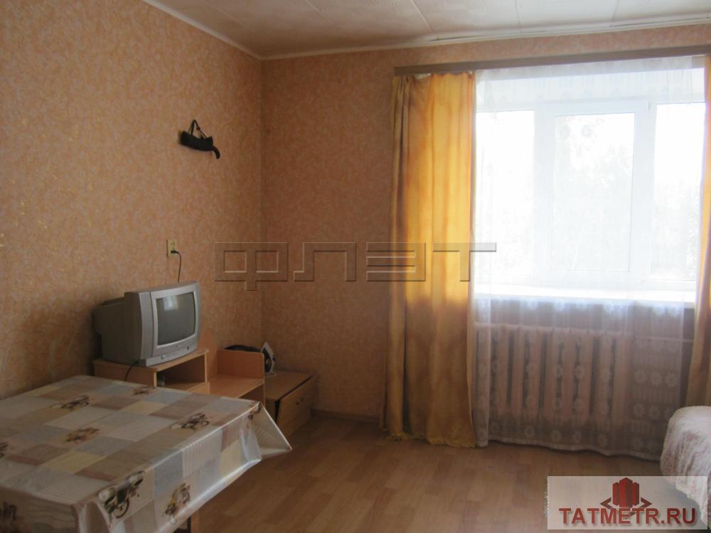 Продажа / Квартиры, Казань, Молодежная улица, 1 350 000 Авиастроительный район, улица Молодежная, д. 6. В кирпичном доме продаётся гостинка 17, 7 кв.м. Это полноценная... - 1