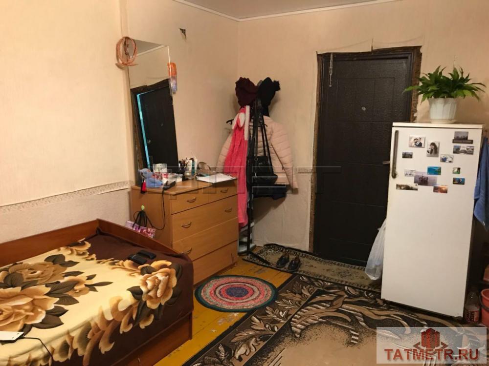 Продажа / Комнаты, Казань, Химиков улица, 690 000 г.Казань, Авиастроительный район, ул.Химиков, 3. Комната коммунального типа (S-15 кв.м.), входная дверь хорошего... - 1