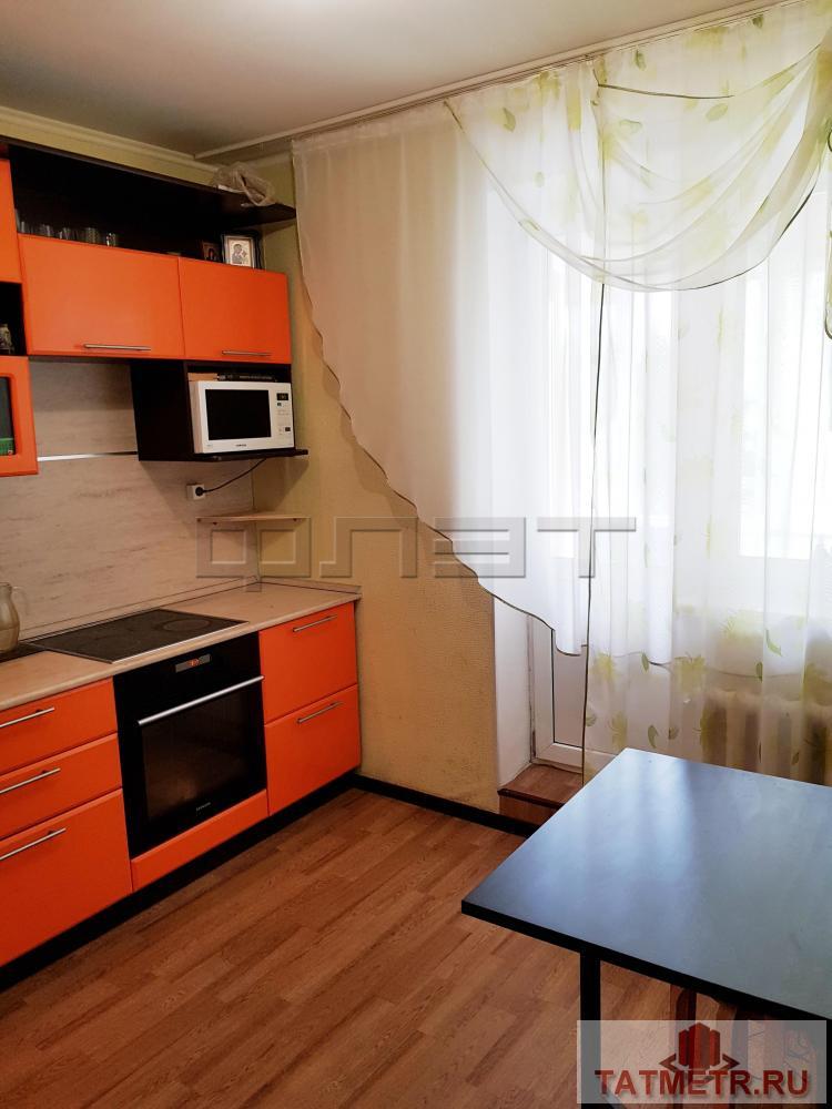 Продажа / Квартиры, Казань, Габдуллы Кариева улица, 3 290 000 Продается 1-комнатная квартира в ЖК 21 ВЕК на 2 этаже 11 этажного кирпичного дома по ул.Г.Кариева, д.6. Общая площадь... - 4