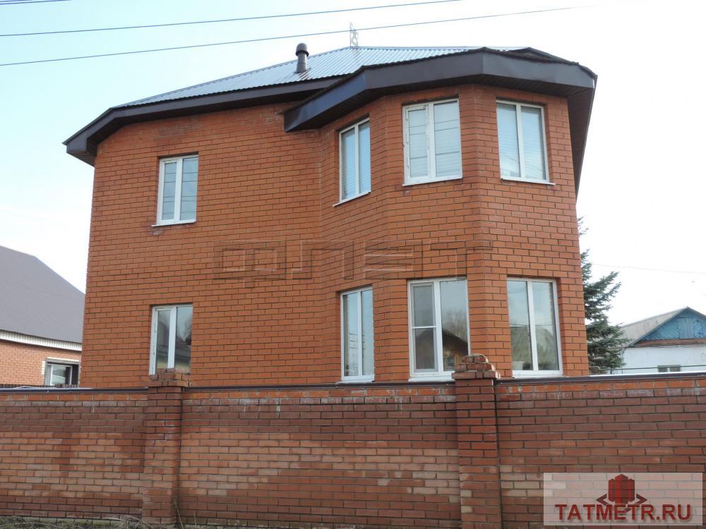 Продажа / Дома и коттеджи, Казань, Мира улица (Салмачи), 4 850 000 Приволжский район, пос. Салмачи, ул. Мира. Полностью кирпичный, уютный дом с эркером . Отличная планировка...
