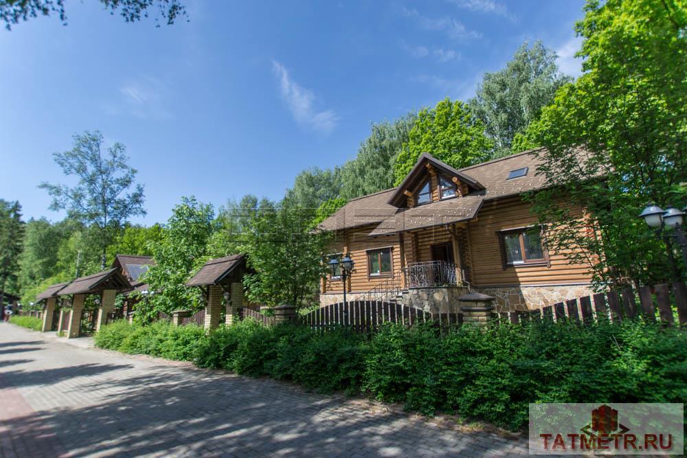 Продажа / Дома и коттеджи, Казань, Залесная улица, 10 500 000 Представляем вашему вниманию дом в коттеджном поселке «Лесная Слобода». Элитный поселок расположен в Кировском районе...