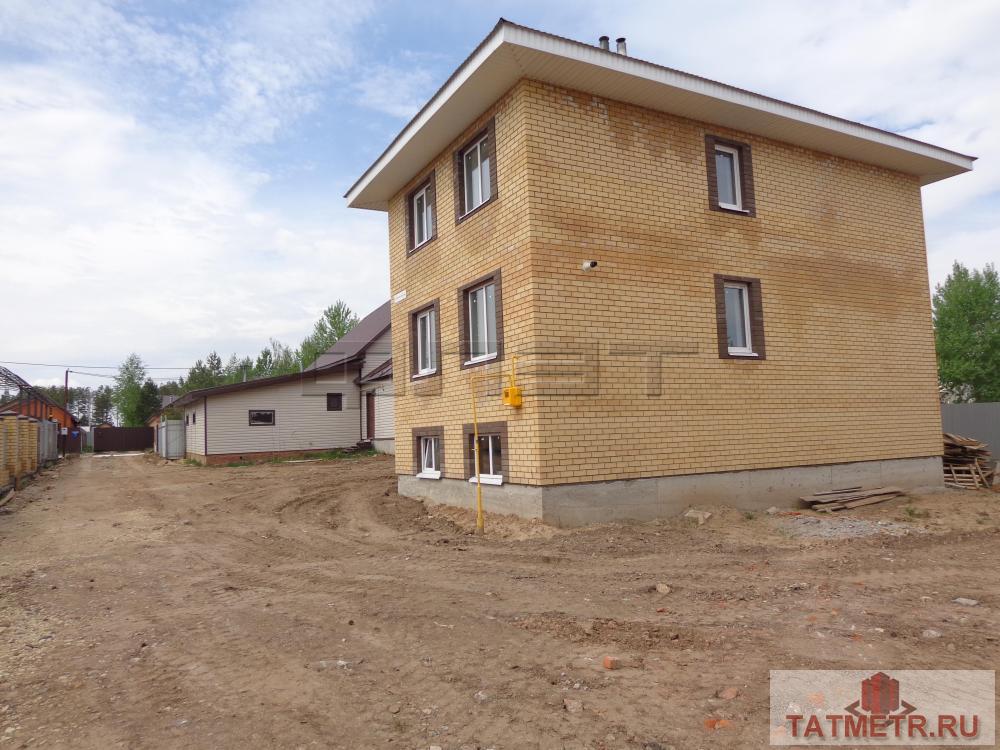 Продажа / Дома и коттеджи, Казань, Привольная улица (Константиновка), 4 250 000 Продаем хороший дом в качественной предчистовой отделке в поселке Константиновка. Дом 2х этажный с цокольным этажом,... - 2
