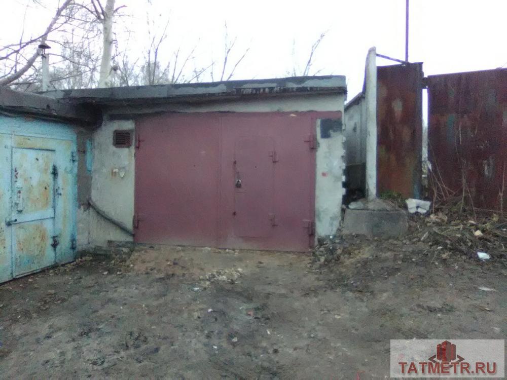 Продажа / Гаражи, Зеленодольск, Октябрьская улица, 450 000 Продам кирпичный гараж, потолок плита, пол битонный, погреб, смотровая яма, утеплён, подъезд круглый год, угловой... - 1