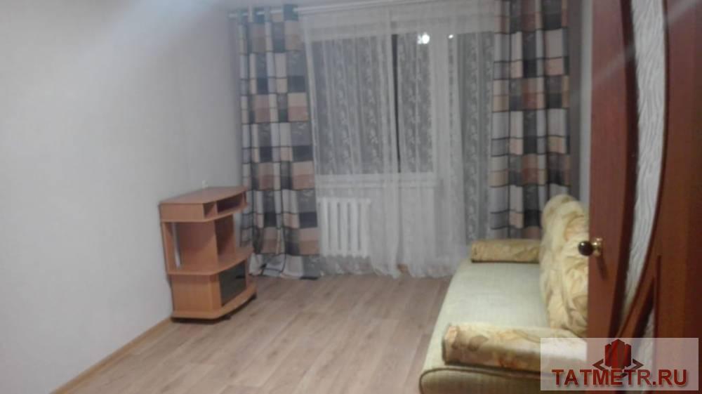 Продажа / Квартиры, Казань, Фатыха Амирхана улица, 17 000 Сдается чистая 1-комнатная квартира в панельном доме, расположенном в развитом и динамичном районе Казани. Рядом с...