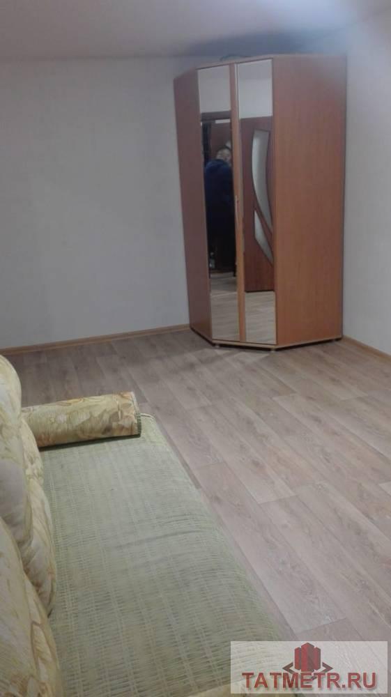 Продажа / Квартиры, Казань, Фатыха Амирхана улица, 17 000 Сдается чистая 1-комнатная квартира в панельном доме, расположенном в развитом и динамичном районе Казани. Рядом с... - 4