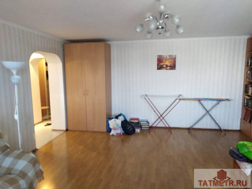 Продажа / Квартиры, Казань, Академика Губкина улица, 27 000 Сдается просторная 3-комнатная квартира со свежим ремонтом. Рядом с домом расположены: детская площадка, крупные... - 8