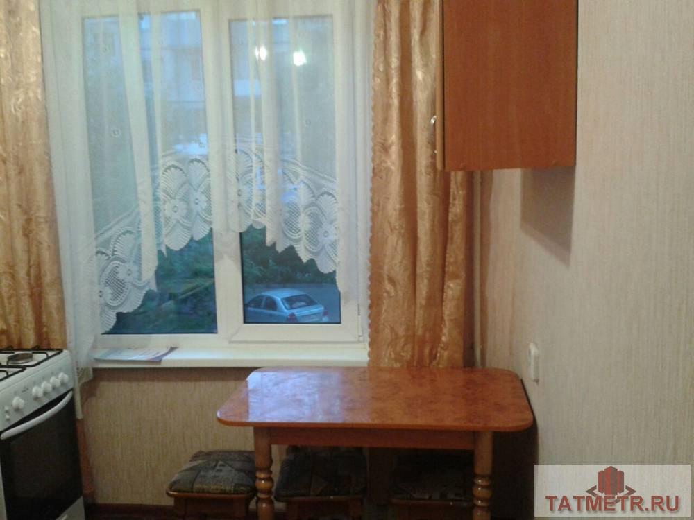 Продажа / Квартиры, Казань, Восстания улица, 12 000 Сдается чистая 1-комнатная квартира в кирпичном доме, расположенном в спальном районе города Казани. Рядом с домом...
