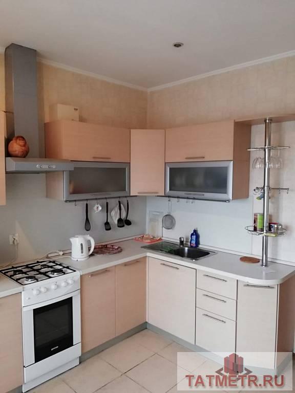 Продажа / Квартиры, Казань, Победы проспект, 18 000 Сдается уютная 1-комнатная квартира в кирпичном доме, расположенном в спальном районе города Казани. Рядом с домом... - 7