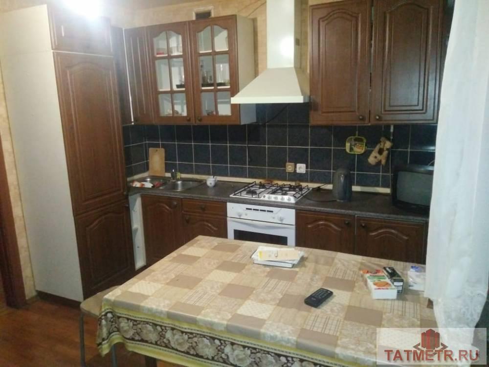 Продажа / Квартиры, Казань, Гвардейская улица, 15 000 Сдается уютная 2-комнатная квартира (квартира 4х комнатная - 2 комнаты закрыты) в кирпичном доме, расположенном в... - 3