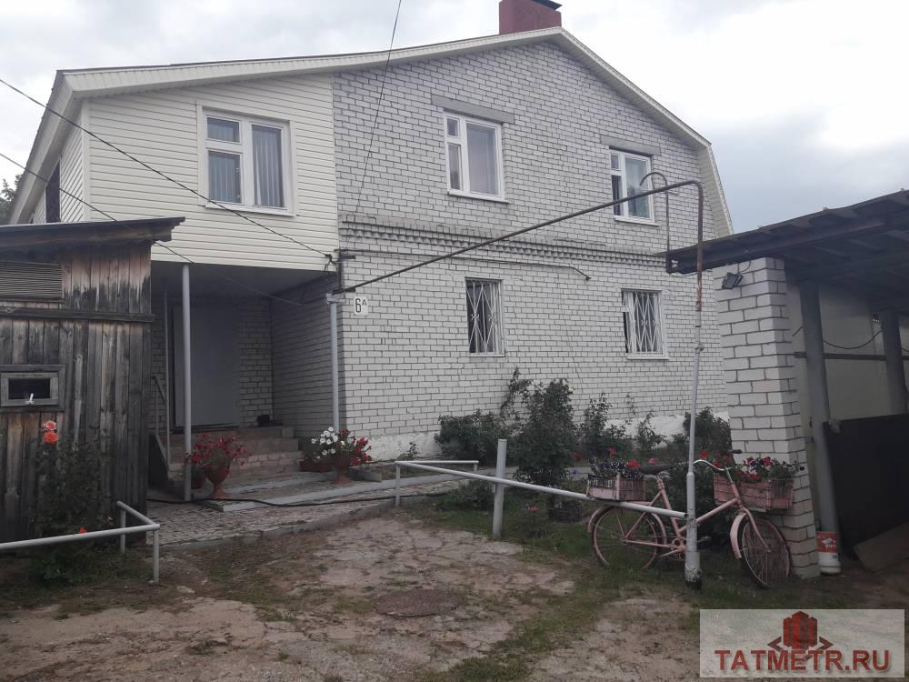 Продажа / Дома и коттеджи, Зеленодольск, Куйбышева улица, 6 000 000 Продается 2этажный кирпичный коттедж (5 комнат), общей площадью 180 кв.м., расположенный на участке 10 соток по ул....