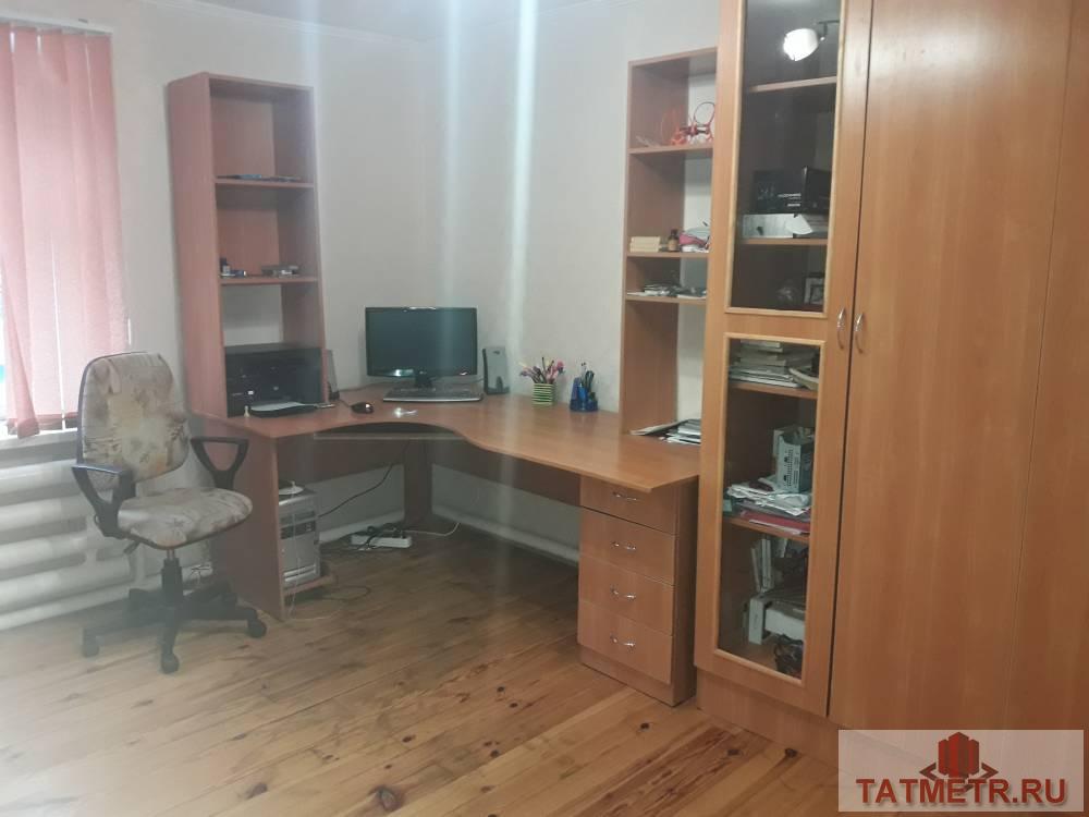 Продажа / Дома и коттеджи, Зеленодольск, Куйбышева улица, 6 000 000 Продается 2этажный кирпичный коттедж (5 комнат), общей площадью 180 кв.м., расположенный на участке 10 соток по ул.... - 10