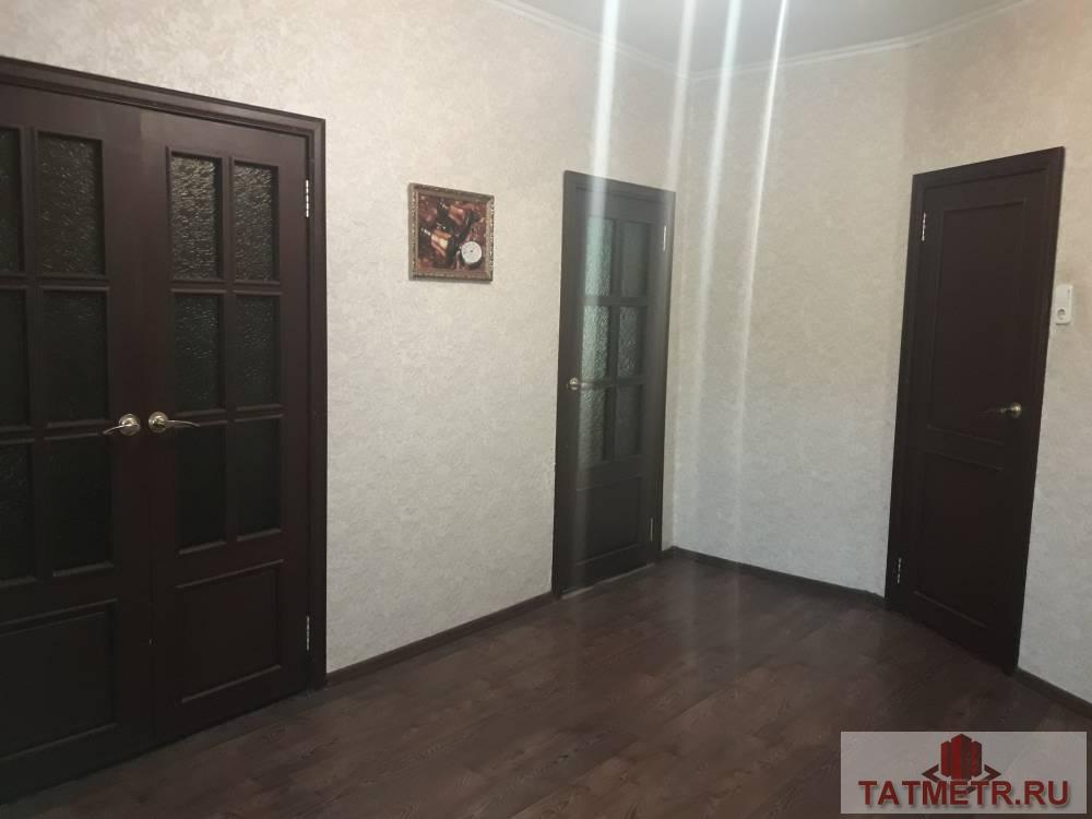 Продажа / Дома и коттеджи, Зеленодольск, Куйбышева улица, 6 000 000 Продается 2этажный кирпичный коттедж (5 комнат), общей площадью 180 кв.м., расположенный на участке 10 соток по ул.... - 2