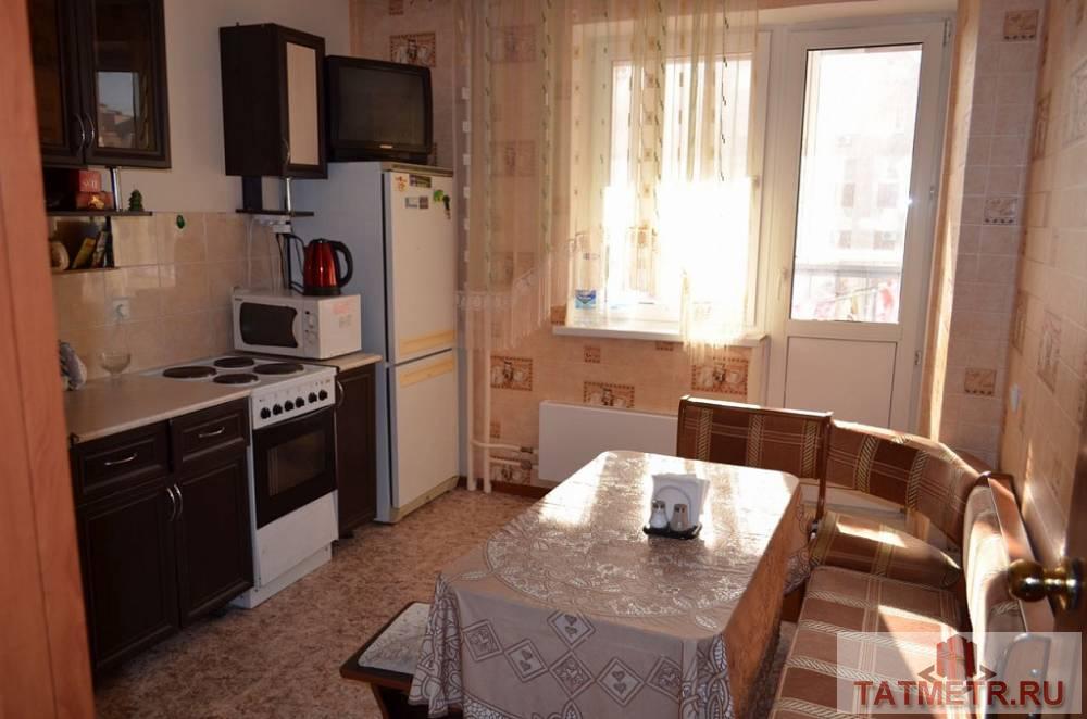 Аренда / Квартиры, Казань, Чистопольская улица, 22 000 Сдается чистая, уютная 1-комнатная квартира в кирпичном доме. В квартире свежий ремонт. Полы ламинат, окна... - 1