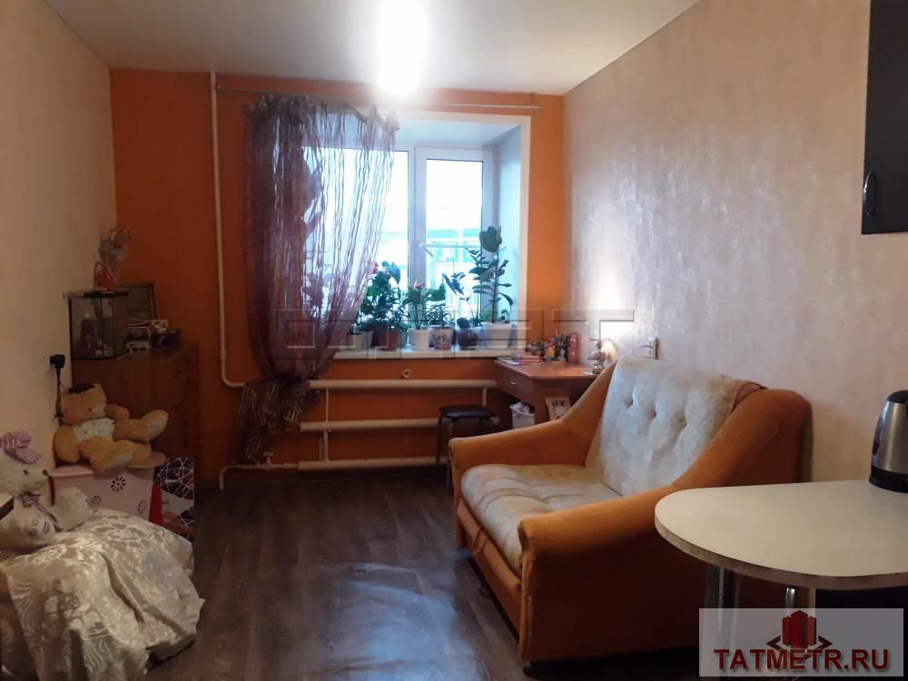 Продажа / Комнаты, Казань, Маршала Чуйкова улица, 1 250 000 Ново-Савиновский район, ул. Чуйкова, д.63. Продам уютную комнату (статус квартиры), площадь 14 кв.м. На 8-м этаже... - 2