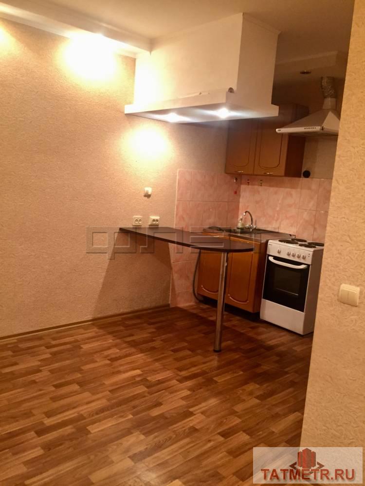 Продажа / Квартиры, Казань, Тар Урам улица, 1 600 000 ПРОДАЕТСЯ: Уютная 1-х комнатная квартира гостиничного типа на 5/5 этажного кирпичного дома. Планировка: общая площадь...
