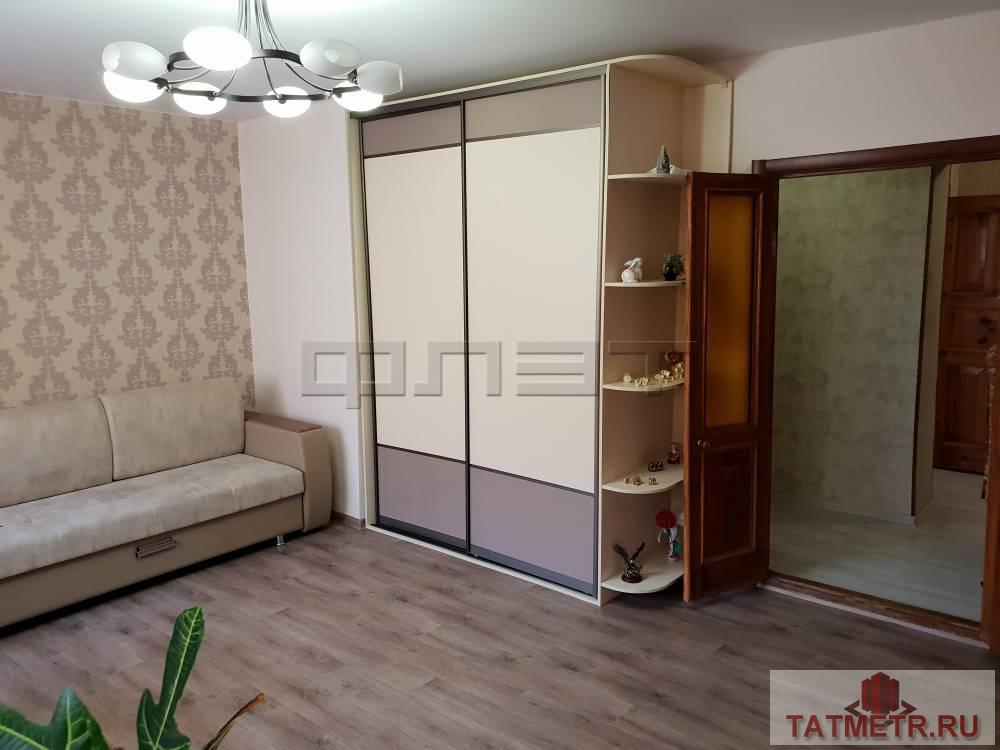 Продажа / Квартиры, Казань, Зур Урам улица, 5 000 000 ПРОДАЕТСЯ: Большая 4-х комнатная квартира в Советском районе на 1/4 этажного кирпичного дома, цоколь высокий -... - 1