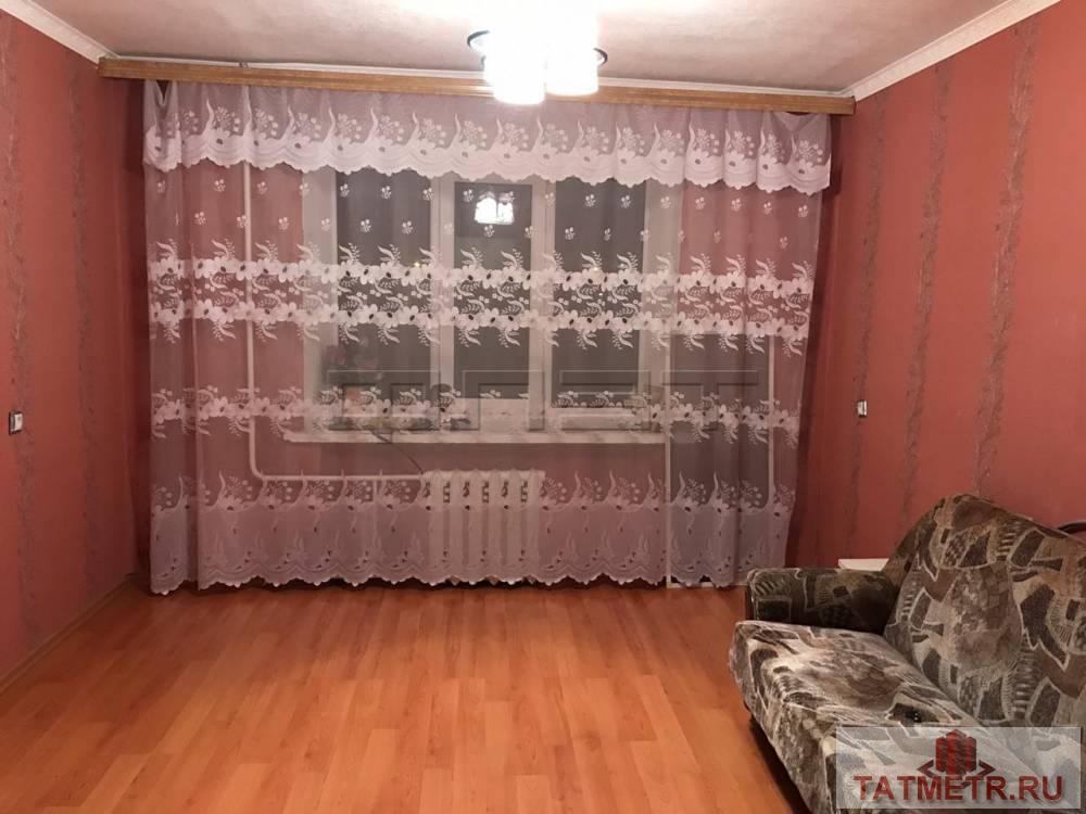 Продажа / Комнаты, Казань, Агрызская улица, 760 000 ПРОДАЕТСЯ! Советский район, ул.Агрызская, д.80 уютная комната со статусом квартиры в блочном общежитии 3/5 этажного...