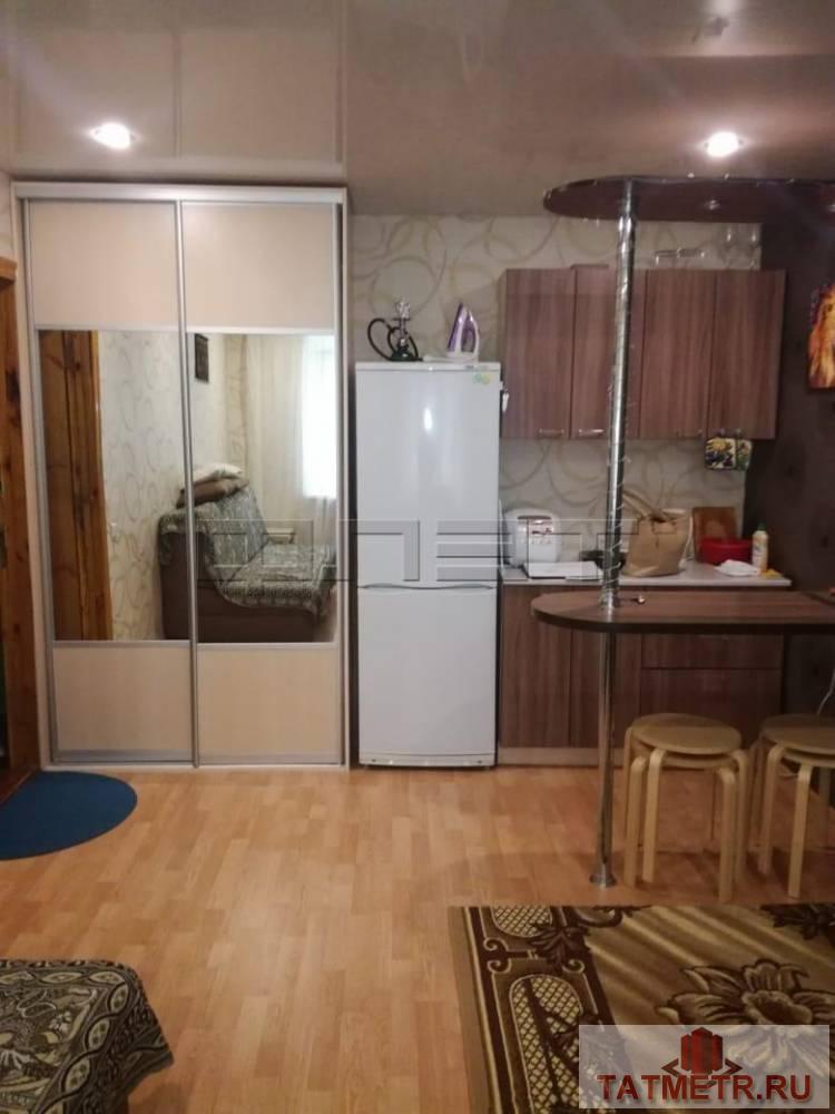 Продажа / Комнаты, Казань, Амирхана Еники улица, 1 320 000 Продаётся комната общей площадью 17,4 кв.м., расположенная на 5-м этаже 9-ти этажного кирпичного дома. В доме имеется...
