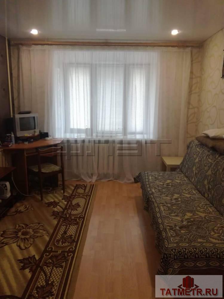 Продажа / Комнаты, Казань, Амирхана Еники улица, 1 320 000 Продаётся комната общей площадью 17,4 кв.м., расположенная на 5-м этаже 9-ти этажного кирпичного дома. В доме имеется... - 1