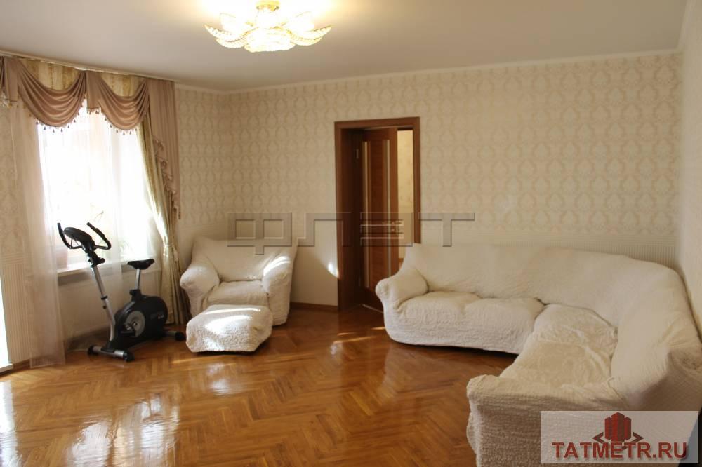 Продажа / Квартиры, Казань, Сафиуллина улица, 6 750 000 ПРОДАЕТСЯ: Просторная 3-х комнатная квартира в Приволжском районе на 2 этаже 9 этажного кирпичного дома. В квартире...