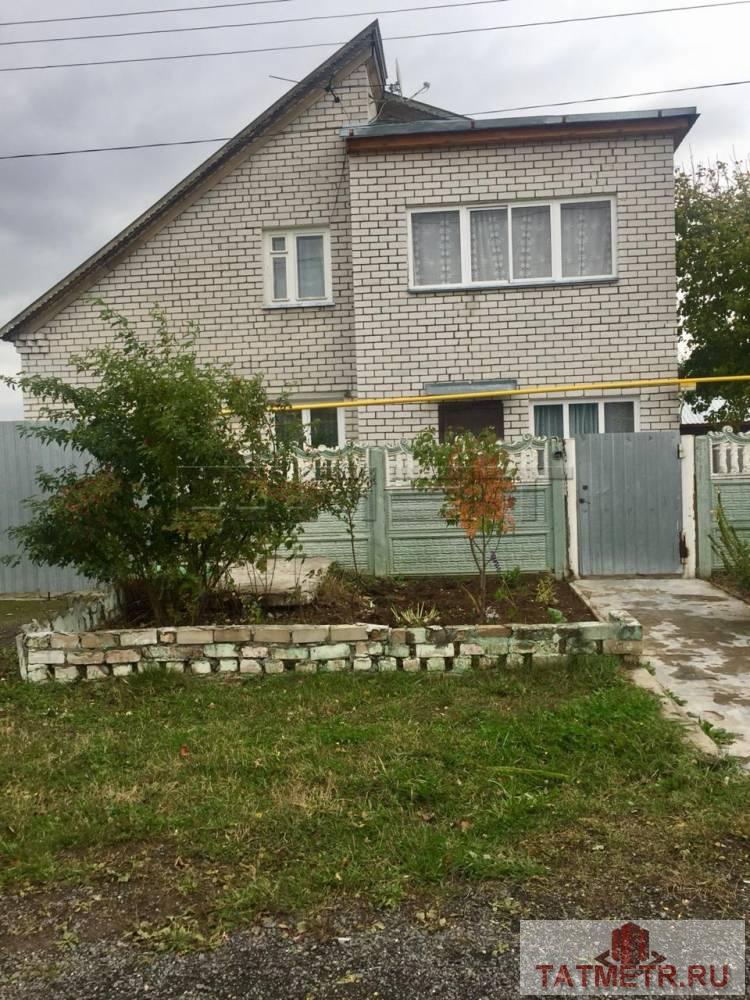 Продажа / Дома и коттеджи, Казань, Суворова улица, 7 200 000 Продается: Отличный, уютный дом в шикарном месте, пос. Северный Участок 3,7 сотки, 2х этажный кирпичный дом, 177,9...