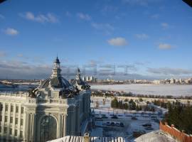 Продается
 3-хэтажный кирпичный коттедж в  самом центре города...