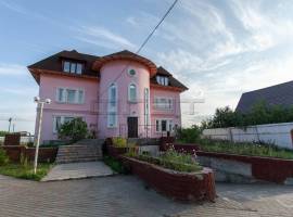 Срочно продается:
Роскошный трёхэтажный (плюс полноценный тех.этаж...