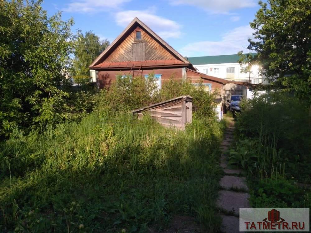 Продажа / Дома и коттеджи, Мамадыш, Тукая улица, 1 600 000 В городе Мамадыш, на центральной улице продается жилой дом на участке 10 соток. Дом деревянный, в жилом состоянии,...