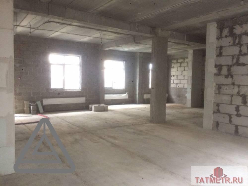 Коммерческая / Продажа / Офисы, Казань, Тэцевская улица, 8 293 350 Продается помещение свободного назначения в новом жилом комплексе «Острова». Просторное помещение с панорамными...