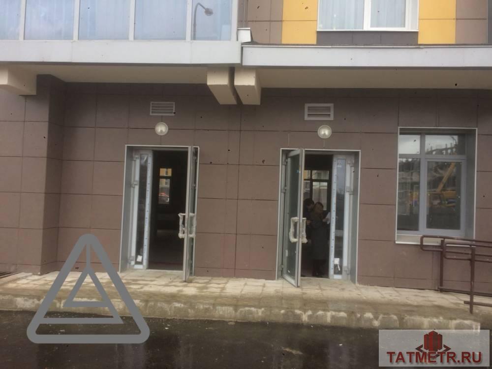 Коммерческая / Продажа / Офисы, Казань, Тэцевская улица, 4 551 950 Продается помещение свободного назначения в новом жилом комплексе «Острова». Просторное помещение с панорамными... - 2