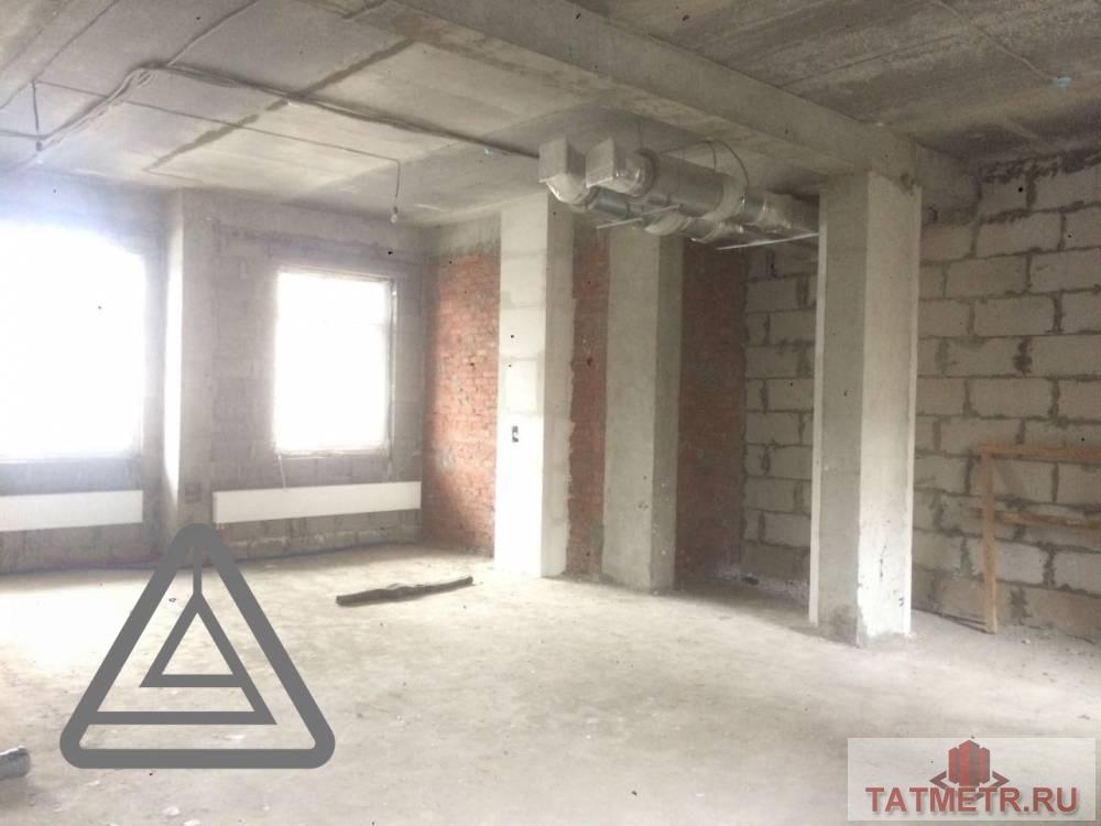 Коммерческая / Продажа / Офисы, Казань, Тэцевская улица, 4 551 950 Продается помещение свободного назначения в новом жилом комплексе «Острова». Просторное помещение с панорамными...