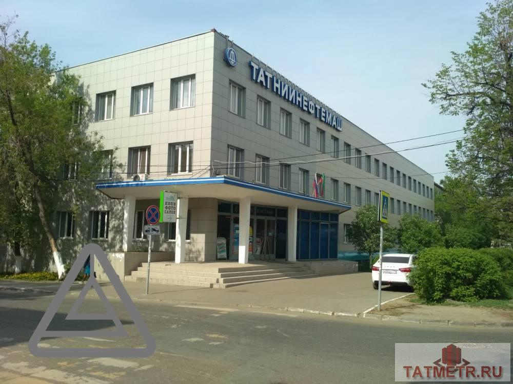 Коммерческая / Аренда / Офисы, Казань, Николая Ершова улица, 37 439 Офисные помещения в административном здании, на первой линии улицы Ершова. Развитая транспортная сеть. Автобусная,... - 1
