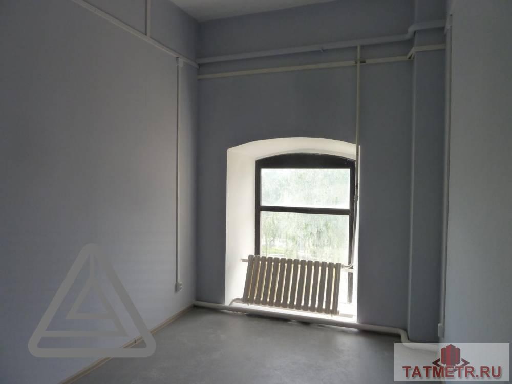 Коммерческая / Аренда / Офисы, Казань, Адмиралтейская улица, 7 200 Сдается офисное помещение по адресу: Адмиралтейская улица, 3к1. В отличном состоянии. В помещении: -качественная...