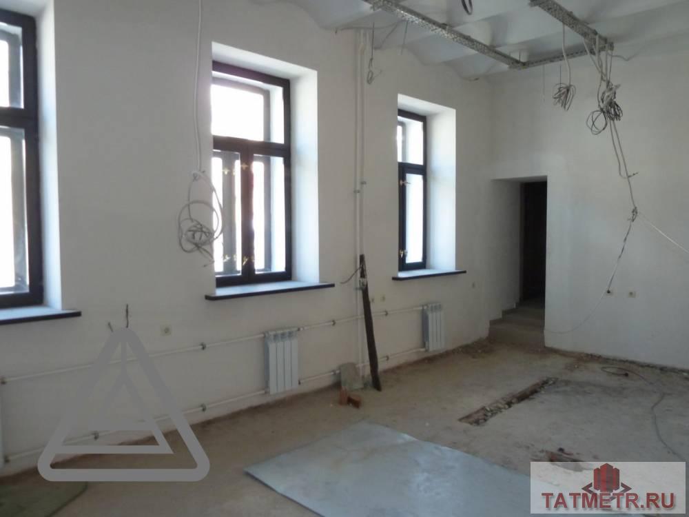 Коммерческая / Аренда / Офисы, Казань, Баумана улица, 344 200 Сдается помещение свободного назначения на пешеходной улице Баумана, д.49 в здании Старой проломной аптеки (на... - 2