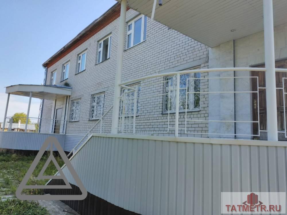 Коммерческая / Продажа / Офисы, Казань, 40 лет Победы улица, 30 000 000 Предлагается 3-х этажный административный комплекс с земельным участком 14 соток в поселке Петровский. 10 минут до... - 1