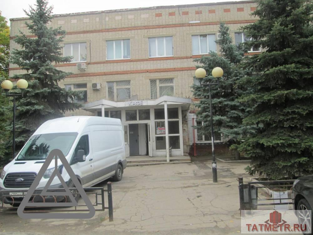 Коммерческая / Аренда / Офисы, Казань, Аделя Кутуя улица, 16 236 Сдается офисное помещение по адресу А.Кутуя 161. В хорошем состоянии. В помещении: — Телефон — Интернет —...