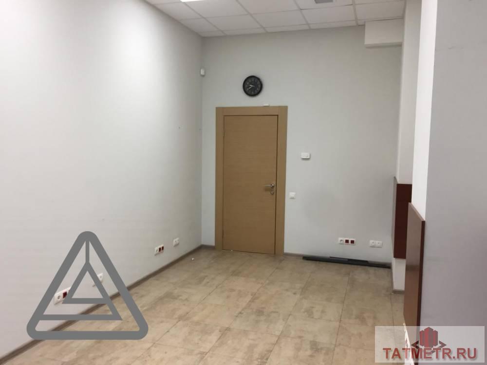 Коммерческая / Аренда / Офисы, Казань, Баумана улица, 26 650 Сдается офисное помещение по адресу . В отличном состоянии. В помещении: — Телефон — Интернет — Электричество —... - 2