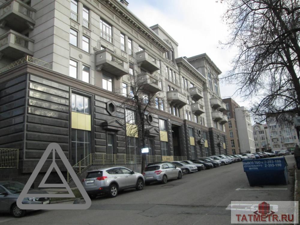Коммерческая / Продажа / Офисы, Казань, Бехтерева улица, 53 872 000 Продаются помещения свободного назначения, расположенные на 1-м и 2-м этажах здания элитного ЖК «Падишах» по адресу...